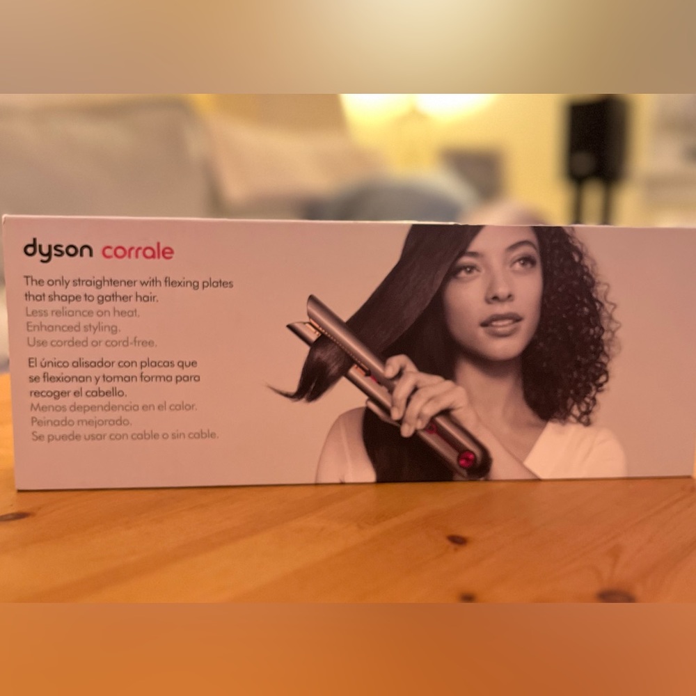 Brand new Dyson corrale straightener with flex plates